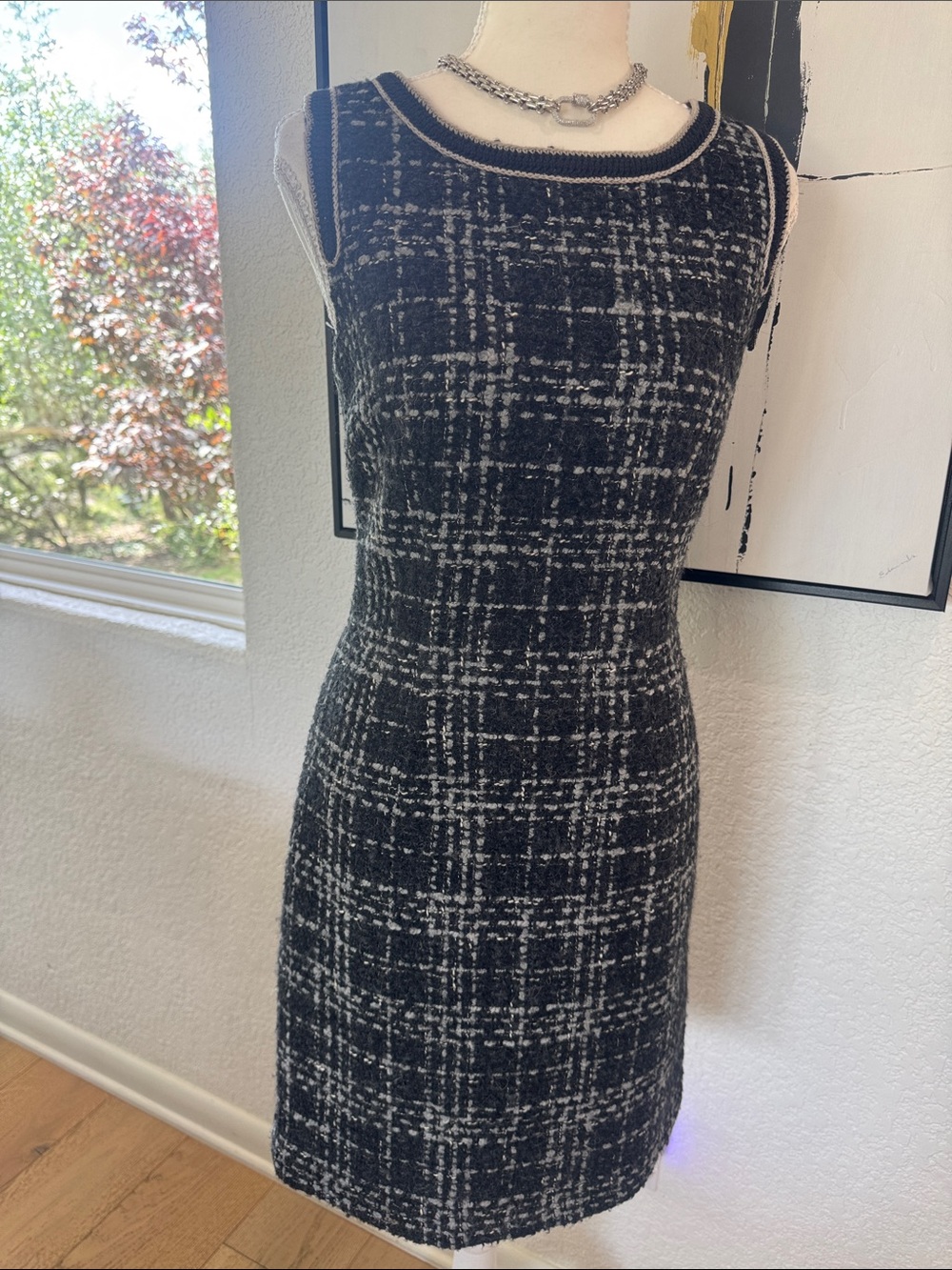 Tina Turk Black & White Tweed Sheath Dress size 2 Business Casual/Office Dress